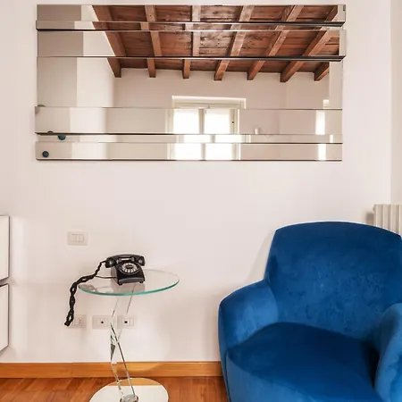 Apartment Design Arco Della Pace Milan